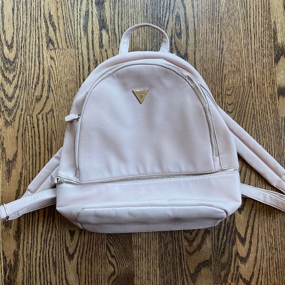 Guess soft pink faux leather backpack - Picture 1 of 5